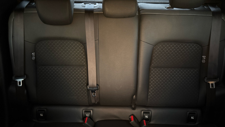 Nissan Juke 1.0 DiG-T 114 N-Connecta 5dr DCT Petrol Hatchback